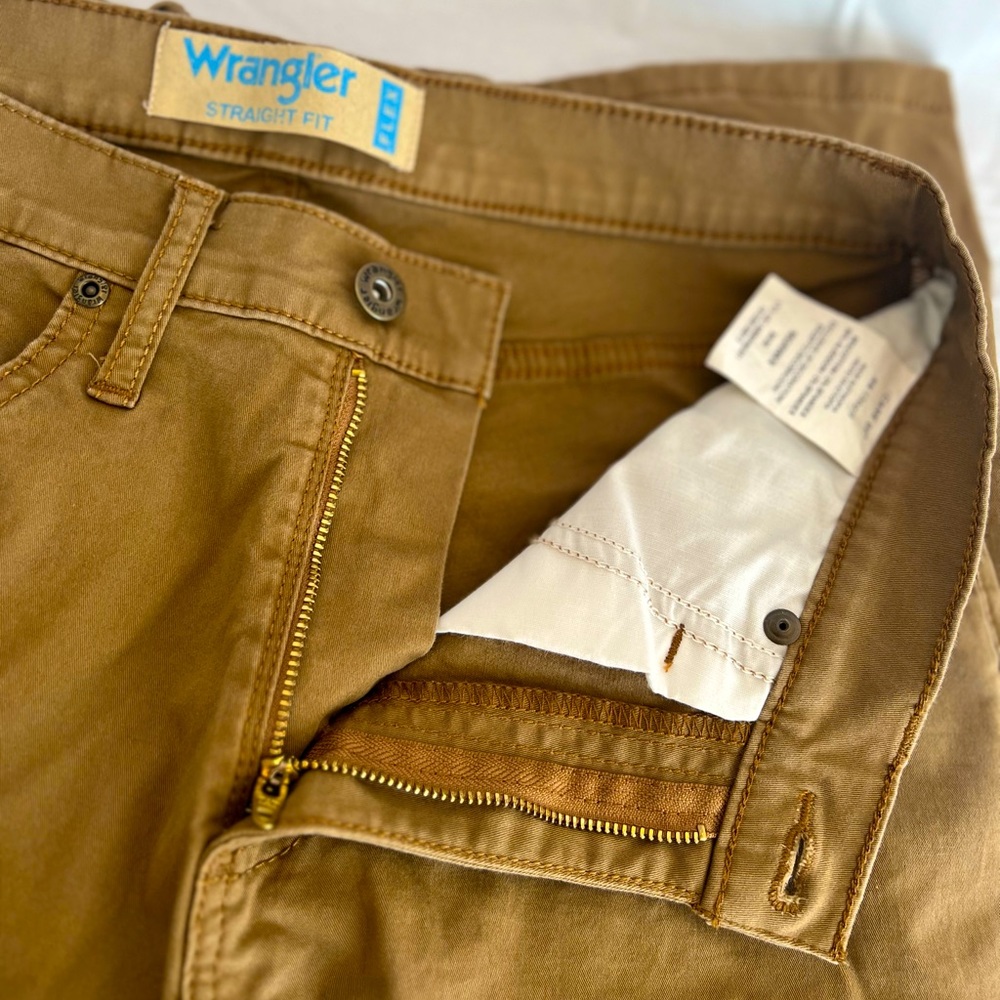 Men’s Wrangler Pants